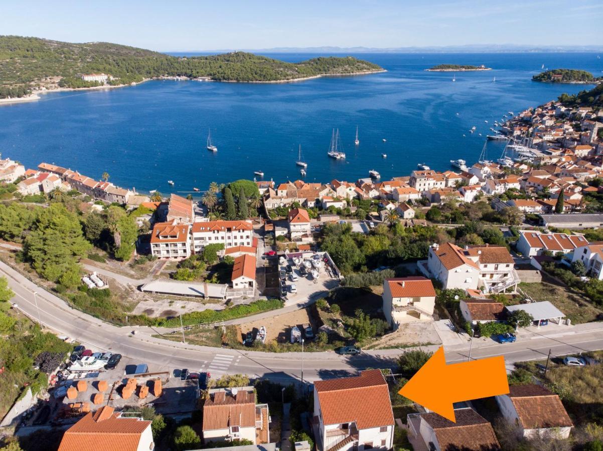 Apartments Jaksa Vis Bagian luar foto